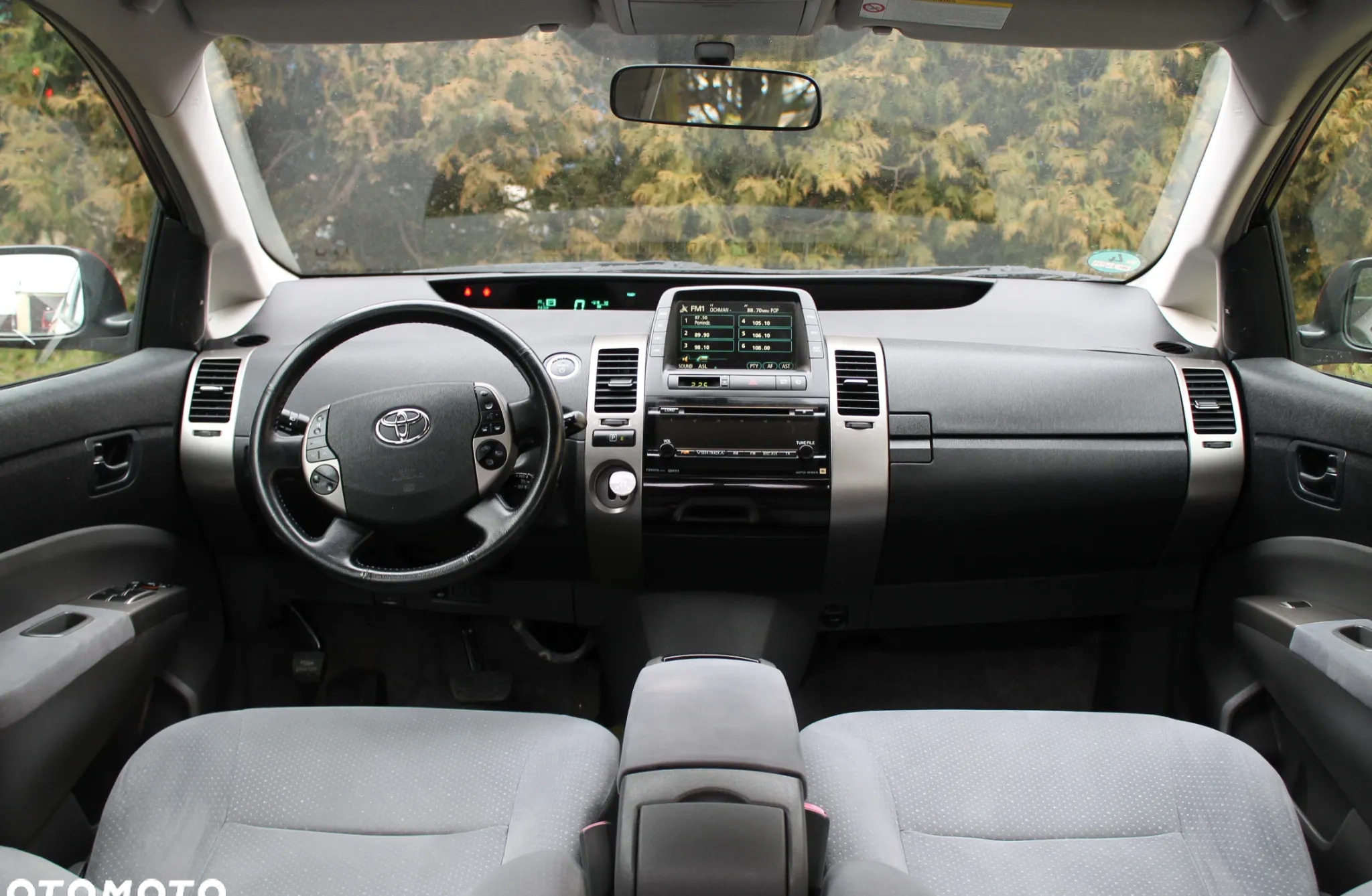 Toyota Prius cena 27800 przebieg: 180000, rok produkcji 2006 z Krośniewice małe 56